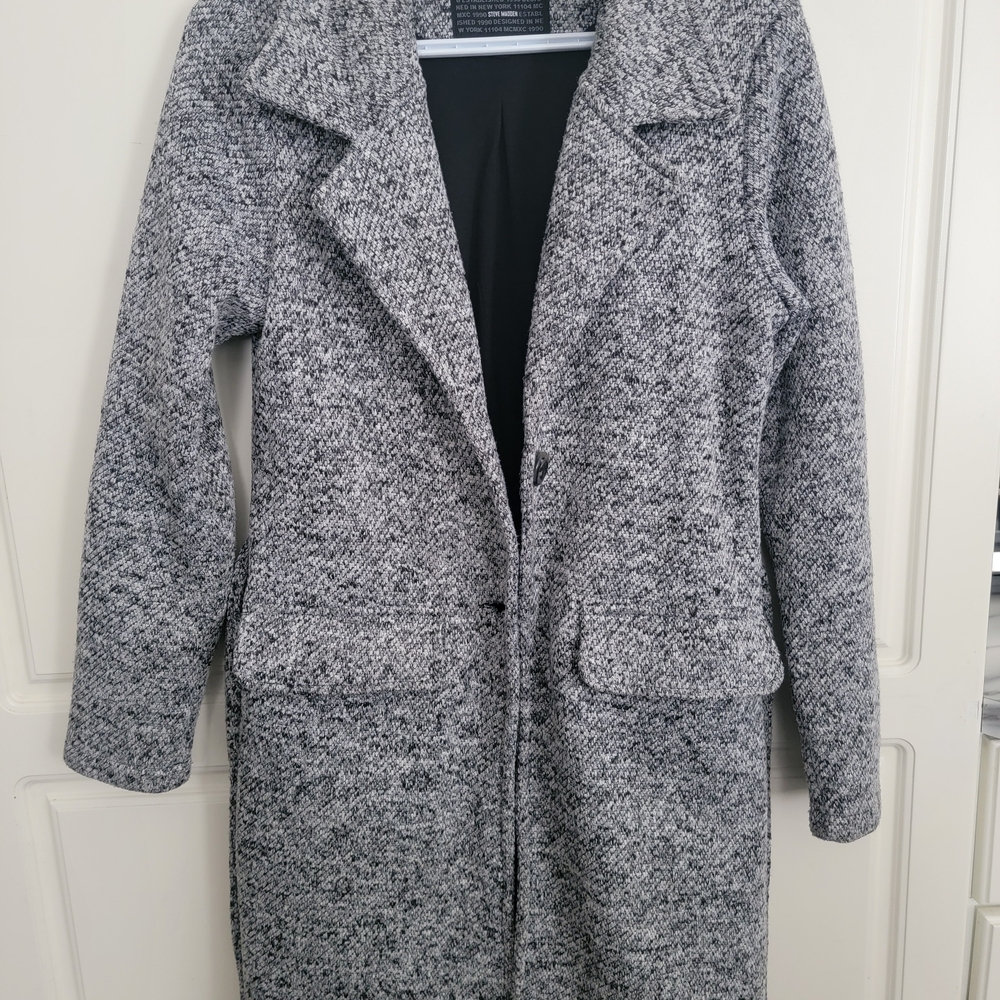 Steve Madden Women's Black and White Trench Coat
